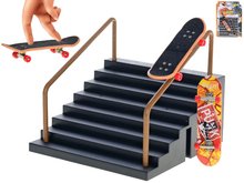 Skateboard 9,5cm kov s rampou na kart